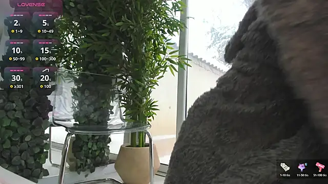 XXX chat uživo modela Lexi_Storm