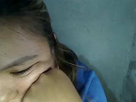 XXX chat uživo modela ambersmile