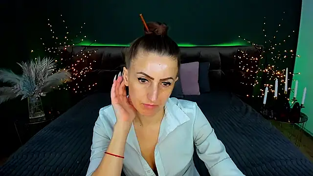 Rebecca_Diamond Chat XXX live