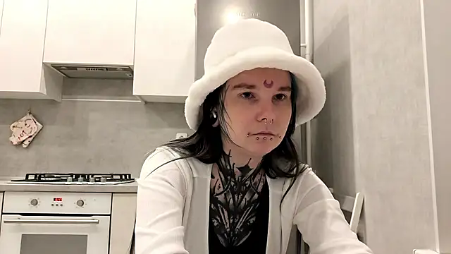 HighelikeGirl's Live XXX Chat