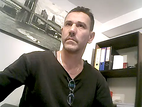 Chat XXX en directo de mastercharisma35