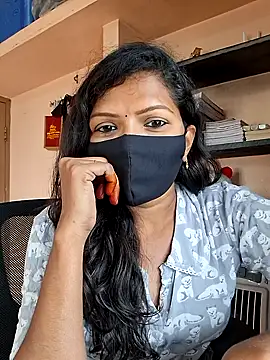 Tamil_Dharani Pertunjukan Webcam