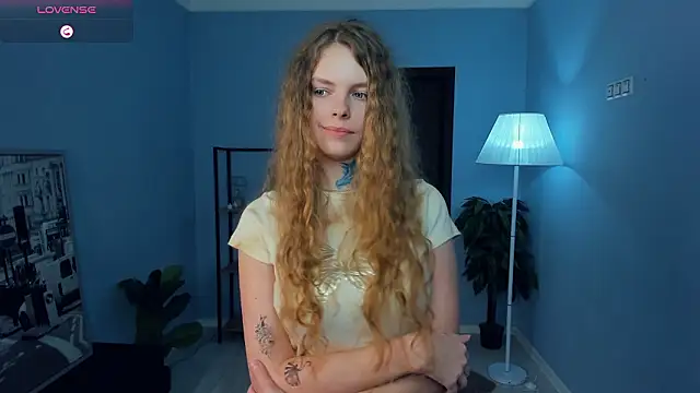 RayaNenlia: απευθείας συνομιλία ΧΧΧ