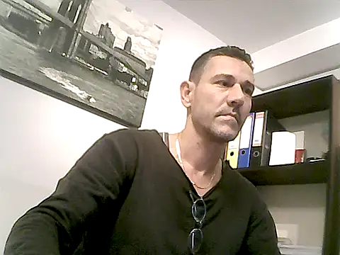 Chat +18 de mastercharisma35 ao vivo