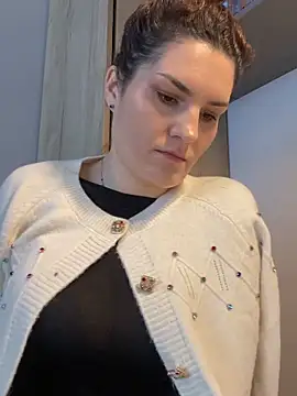 Ms-Lust1- élő XXX-chatje