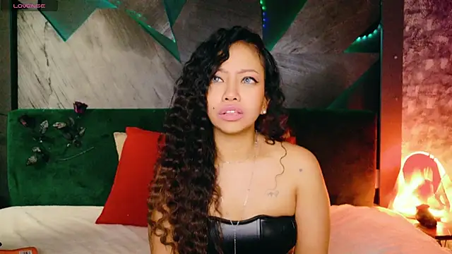 ElyaQuinn's Live XXX Chat