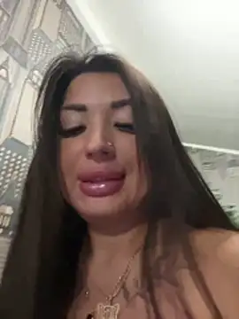 دردشة RuslanaXX الجنسية المباشرة