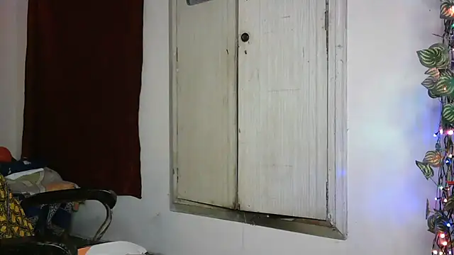 Cute-Hazel: απευθείας συνομιλία ΧΧΧ