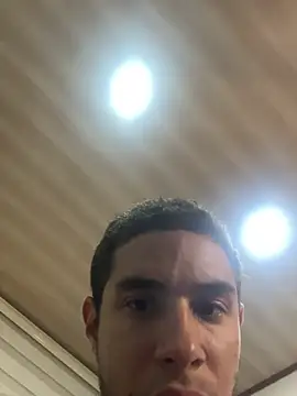 chucky_karla Chat XXX in diretta