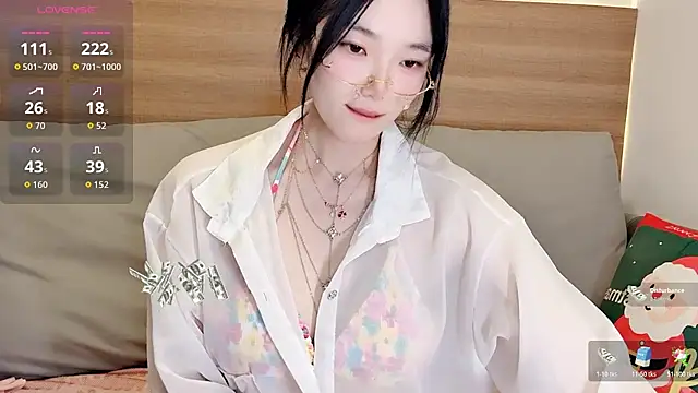 upoo7lt's Live XXX Chat