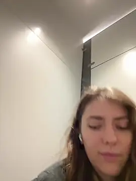 MariiDのライブXXXチャット