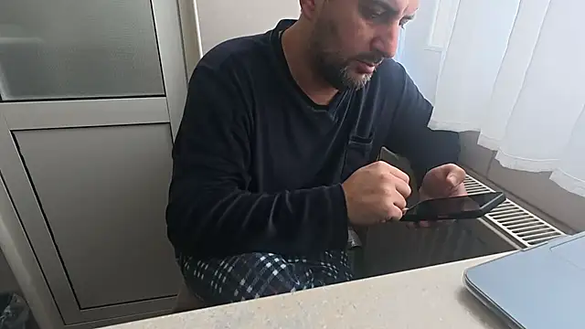 TARKAN1 live XXX chat