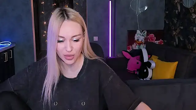 Онлайн чат XXX Blckmirrorr