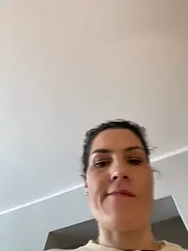 Ms-Lust1-のライブXXXチャット