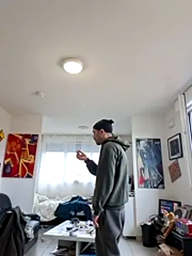 Mile_Amani – Kamerová šou