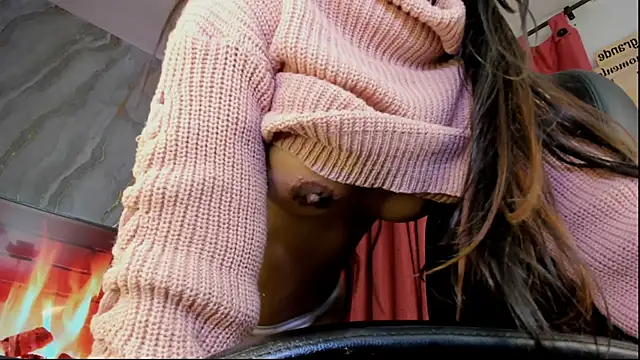 Czat XXX na żywo – Girlmia_07