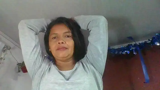 در دشة DianaOchoa_ الجنسية المباشرة