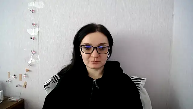 Shiny_gine Chat XXX in diretta