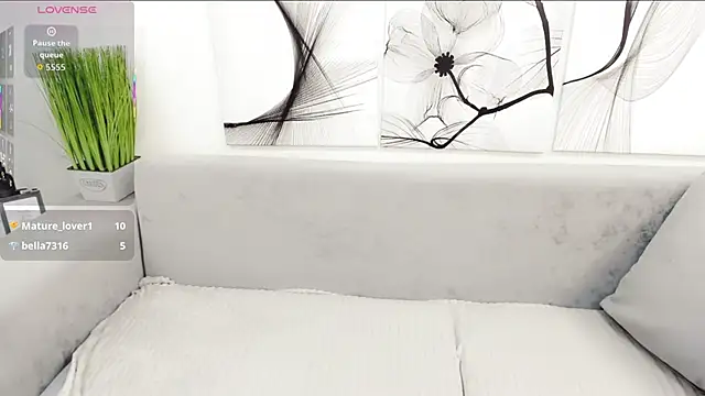 Vita_Flowen's Live XXX Chat