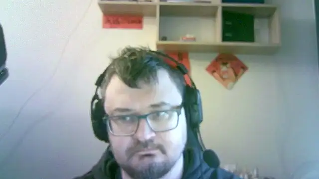 Chat XXX en directo de SirAbuser