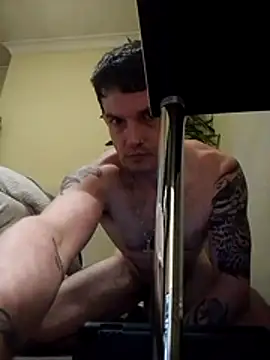 Hixxy_1025 Adlı Modelin Web Kamerası Şovu