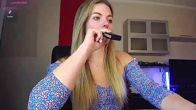 ladysabotage Adlı Modelin Canlı XXX Sohbeti