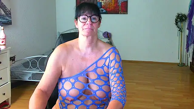 Sylly's Live XXX Chat