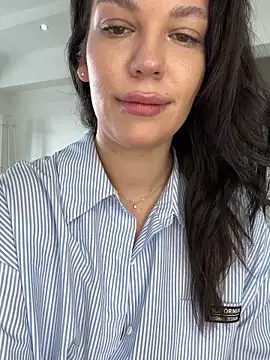 Chat XXX en directo de ClaraPasssion