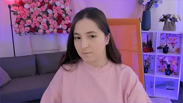 VirtuallVoyant Chat XXX live