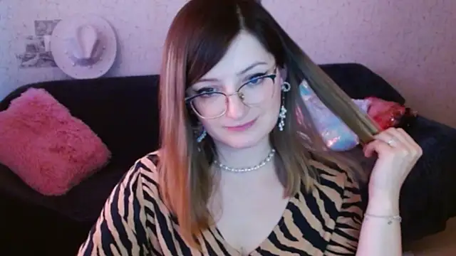 Arielsssplash Adlı Modelin Canlı XXX Sohbeti