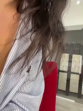 ClaraPasssion Adlı Modelin Canlı XXX Sohbeti