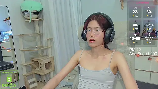 littlemiilk élő XXX-chatje