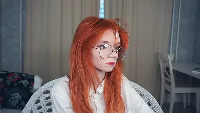 TarynPalek: вебкам-шоу