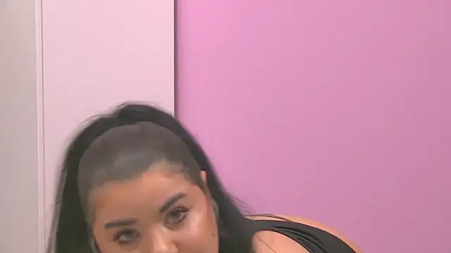 BustyMadison 现场XXX聊天