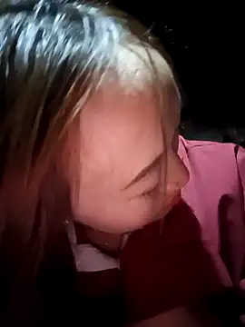 Zhan99999 在線直播表演