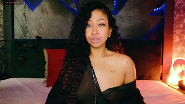 ElyaQuinn Chat XXX live