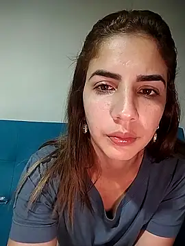 دردشة Latinarica_paisaarrecha الجنسية المباشرة