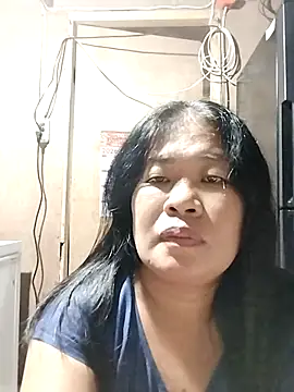 Lovelywoman43 Webcam Show