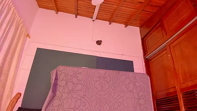 دردشة Gabby_Haze الجنسية المباشرة