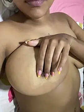 Kittybrown18 Live XXX-Chat