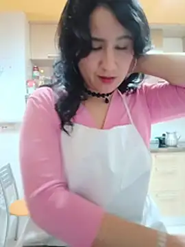 Megan_hotwife_ Adlı Modelin Canlı XXX Sohbeti