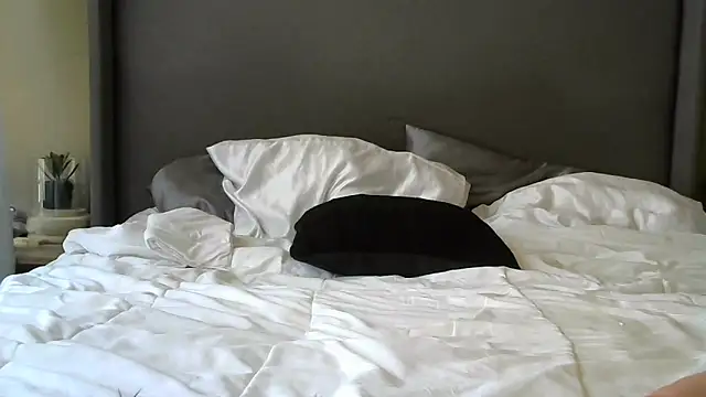 Онлайн чат XXX SweetShailynn