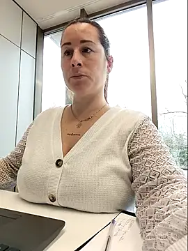 Онлайн чат XXX bichota85