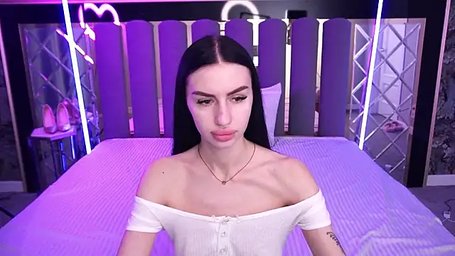 دردشة Snow_WhiteeeX الجنسية المباشرة