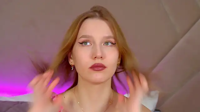 LiliLinn Chat XXX in diretta