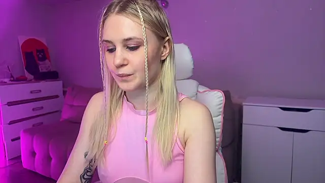 Sofia_Kenwood Live XXX-chat