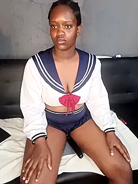 Pokazy przed kamerką – ALICIA_X98