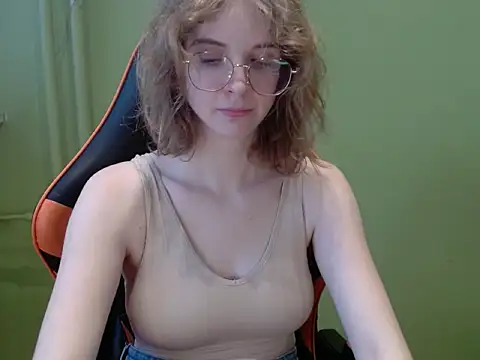 Онлайн чат XXX juicyPenny