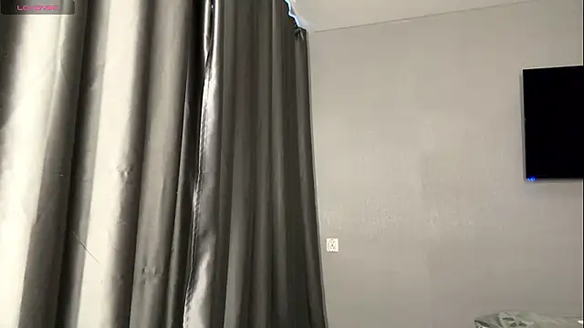 SofyBruno élő XXX-chatje