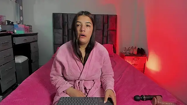 Esmeraldaa- élő XXX-chatje